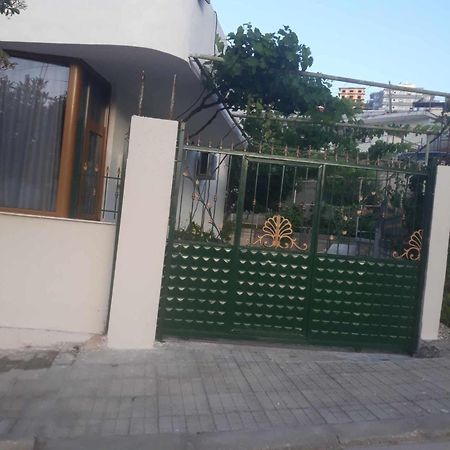 Rezart Apartment Sarande Exterior photo